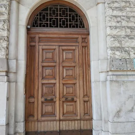 Al Castello 2 * Bari