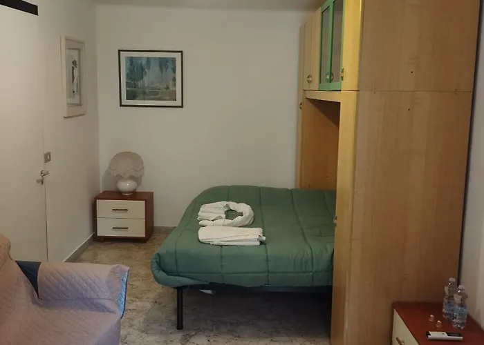 Affittacamere Al Castello 2 *